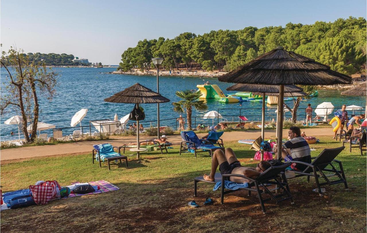 Pet Friendly Apartment In Porec With Wifi Ngoại thất bức ảnh