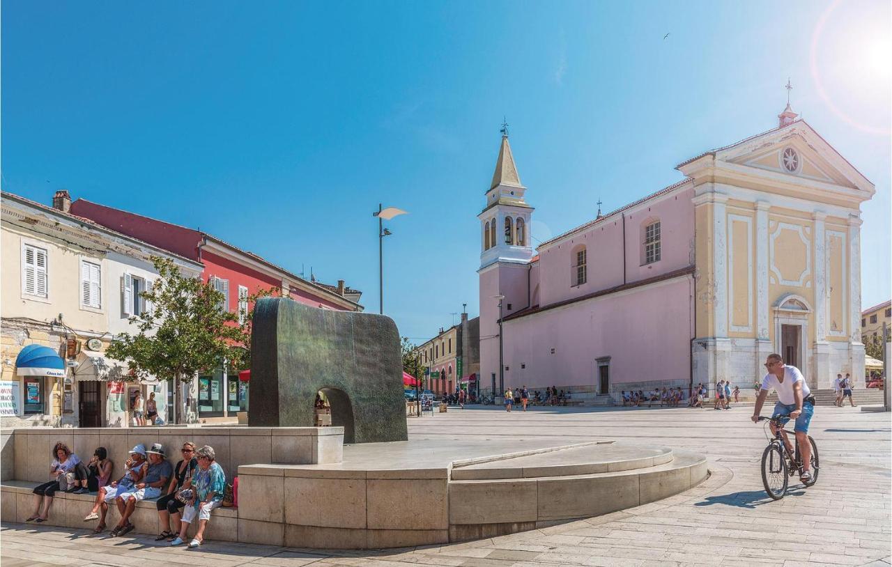 Pet Friendly Apartment In Porec With Wifi Ngoại thất bức ảnh
