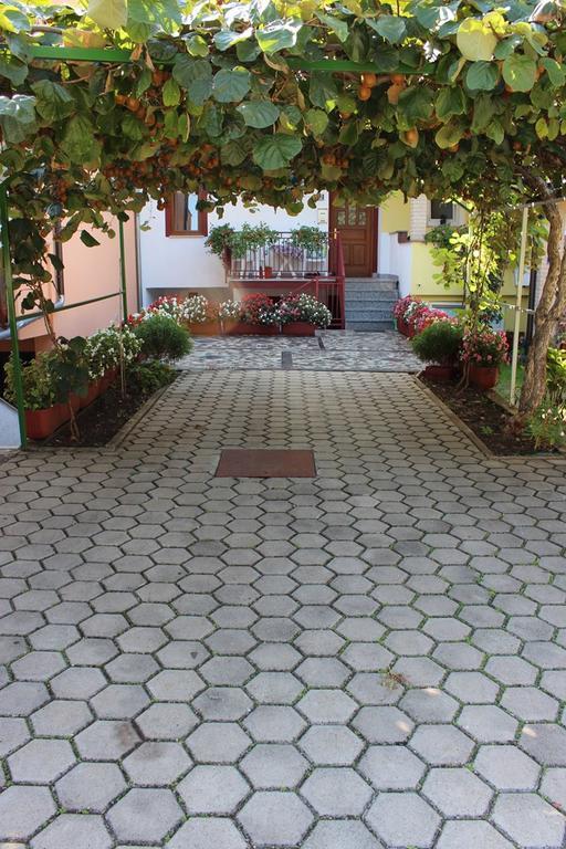 Pet Friendly Apartment In Porec With Wifi Phòng bức ảnh